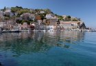 hydra_island